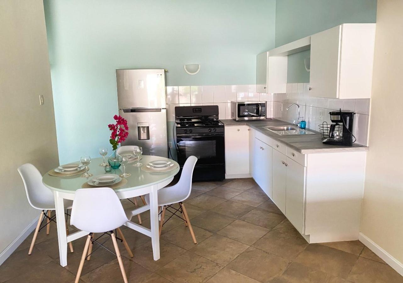 Pura Vida Aruba Appartement Palma Noord Exterior photo