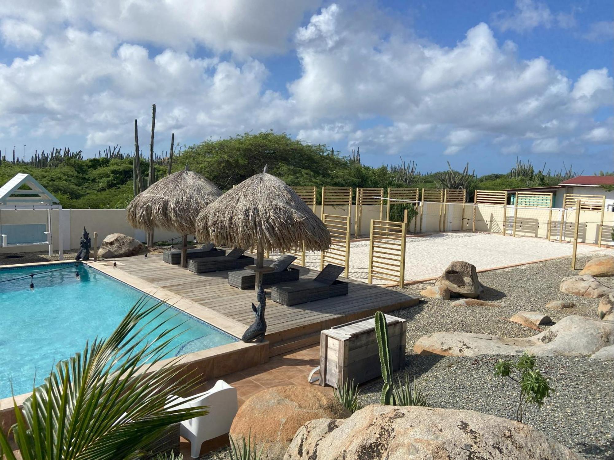 Pura Vida Aruba Appartement Palma Noord Exterior photo