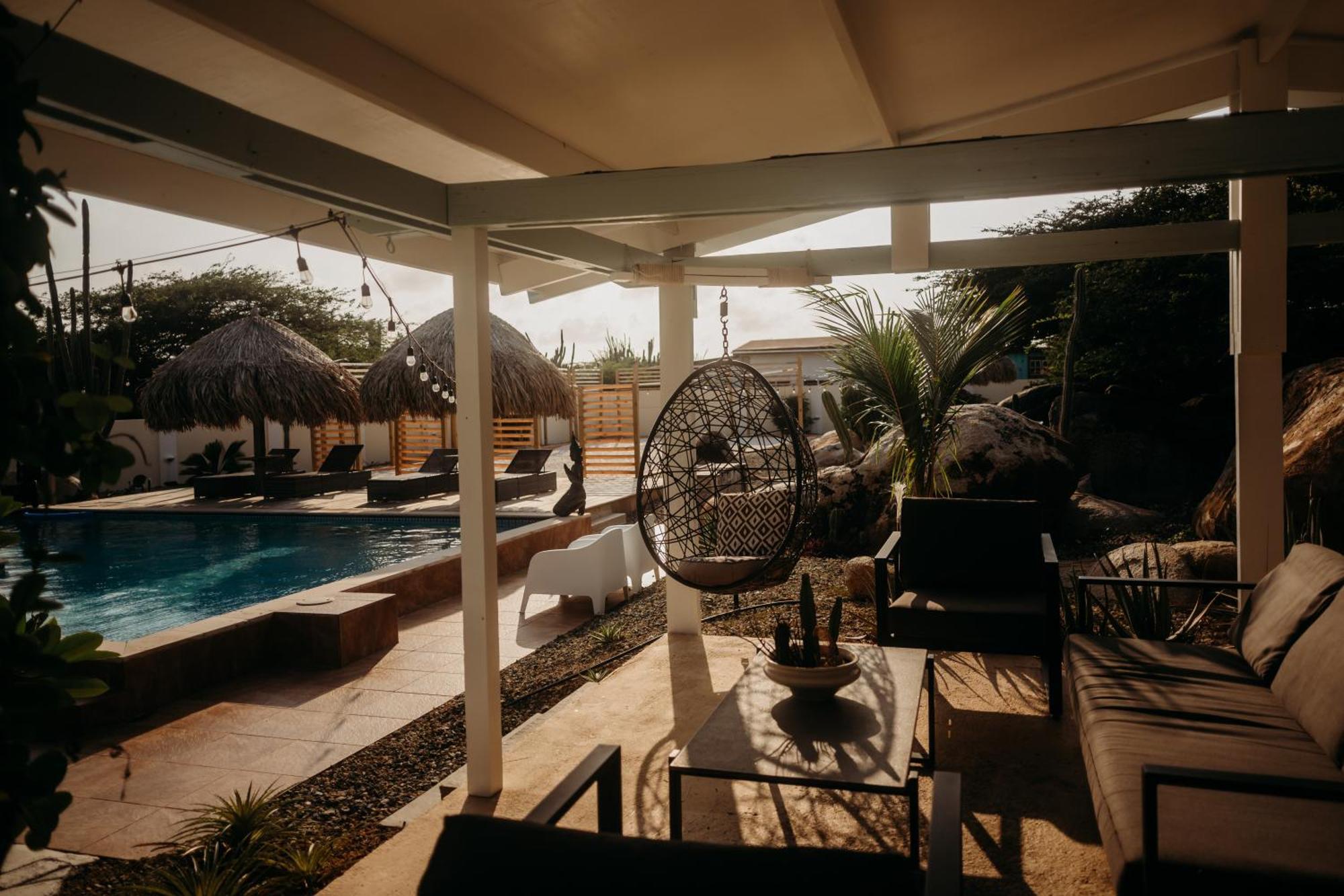 Pura Vida Aruba Appartement Palma Noord Exterior photo